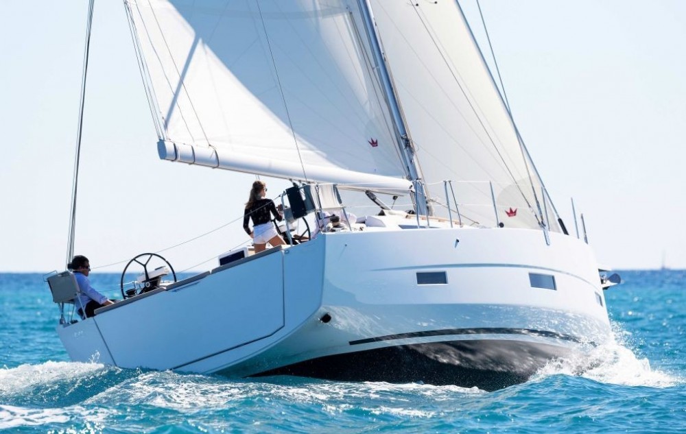 Monohull